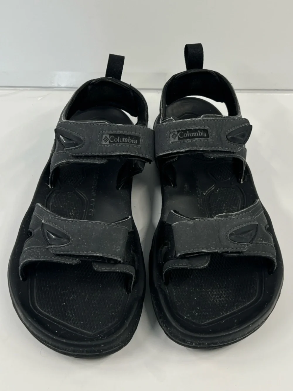 COLUMBIA Men’s Size 7 gray Black Outdoor Hiking Camping Fishing Sandals